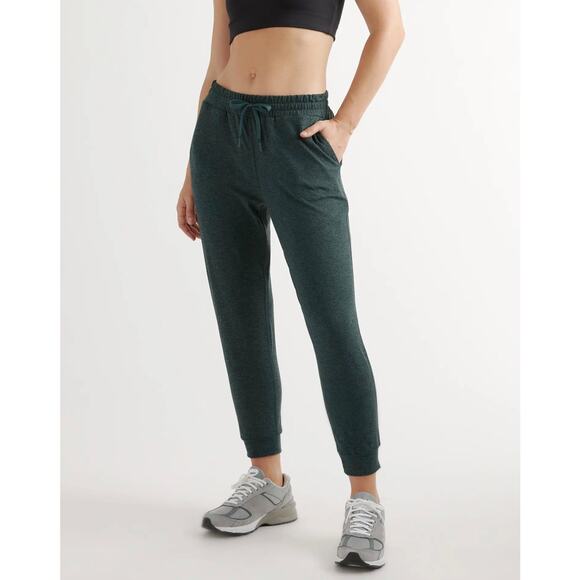Quince Pants - Quince Heather Green Flowknit ultra soft performance Mid rise Jogger Pant Small